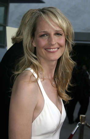 09-07-05. Helen Hunt at the premiere ofのeditorial素材