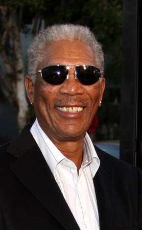 Morgan Freeman at the World premiere of "The Bucket List" held at the ArcLight Theater in Hollywood, USA on December 16, 2007.のeditorial素材