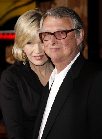 Mike Nichols and Diane Sawyer at the Los Angeles premiere of 'Charlie Wilson's War' held at the CityWalk Cinemas in Universal City, USA on December 10, 2007.のeditorial素材