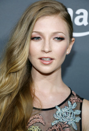 Diana Hopper at the Los Angeles premiere of Amazon's 'Goliath' held at the London Hotel in West Hollywood, USA on September 29, 2016.のeditorial素材