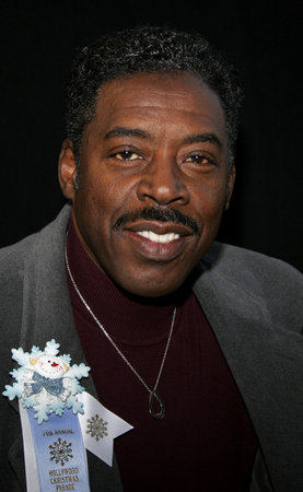 Ernie Hudson at the 2005 Hollywood Christmas Parade at the Hollywood Roosevelt Hotel in Hollywood, USA on November 27, 2005.のeditorial素材