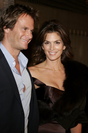 Rande Gerber and Cindy Crawford at the Los Angeles premiere of "The Good German" held at the Egyptian Theatre in Hollywood, USA on December 4, 2006.のeditorial素材