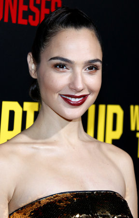 Gal Gadot at the Los Angeles premiere of 'Keeping Up With The Joneses' held at the Fox Studios in Los Angeles, USA on October 8, 2016.のeditorial素材