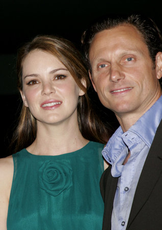 Jacinda Barrett and Tony Goldwyn at the Los Angeles premiere of "The Last Kiss" held at the Directors Guild of America in Hollywood, USA on September 13, 2006.のeditorial素材