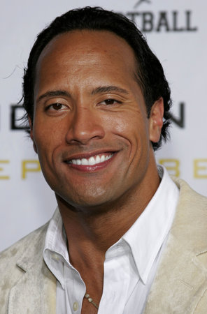 Dwayne 'The Rock' Johnson at the Los Angeles Premiere of "Gridiron Gang" held at the Grauman's Chinese Theatre in Hollywood, USA on September 5, 2006.のeditorial素材