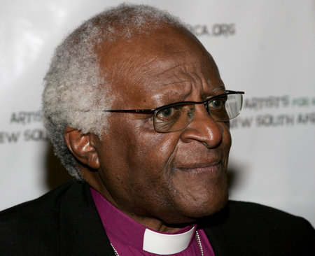 Desmond Tutu at the Archbishop Desmond Tutu's 75th Birthday Celebration held at the Regent Beverly Wilshire Hotel in Beverly Hills, USA on September 18, 2006.のeditorial素材