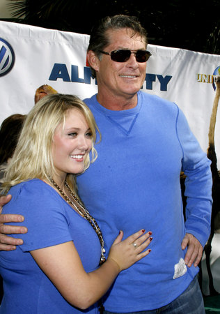 David Hasselhoff and daughter Hayley Hasselhoff at the World premiere of "Evan Almighty" held at the Universal Citywalk in Universal City, USA on June 10, 2007.のeditorial素材