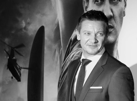 Jeremy Renner at the Los Angeles premiere of 'Arrival' held at the Regency Village Theater in Westwood, USA on November 6, 2016.のeditorial素材