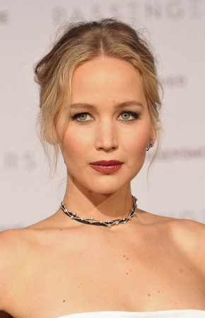 Jennifer Lawrence at the Los Angeles premiere of 'Passengers' held at the Regency Village Theatre in Westwood, USA on December 14, 2016.のeditorial素材