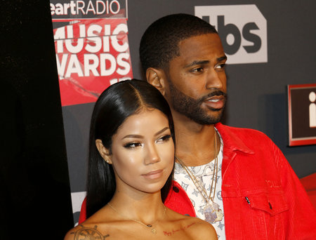 Jhene Aiko and Big Sean at the 2017 iHeartRadio Music Awards held at the Forum in Inglewood, USA on March 5, 2017.のeditorial素材