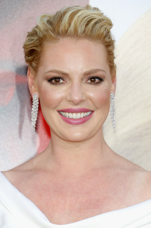 Katherine Heigl at the Los Angeles premiere of 'Unforgettable' held at the TCL Chinese Theatre in Hollywood, USA on April 18, 2017.のeditorial素材