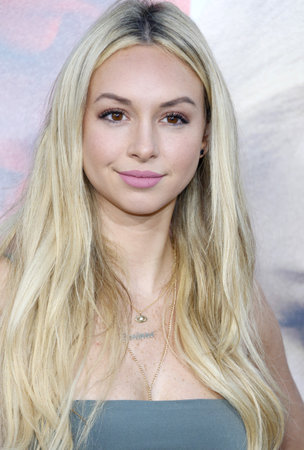 Corinne Olympios at the Los Angeles premiere of 'Unforgettable' held at the TCL Chinese Theatre in Hollywood, USA on April 18, 2017.のeditorial素材