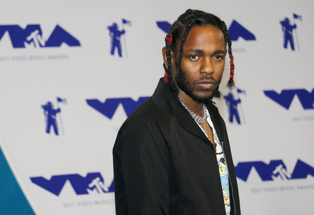 Kendrick Lamar at the 2017 MTV Video Music Awards held at the Forum in Inglewood, USA on August 27, 2017.のeditorial素材