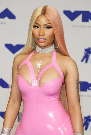 Nicki Minaj at the 2017 MTV Video Music Awards held at the Forum in Inglewood, USA on August 27, 2017.のeditorial素材
