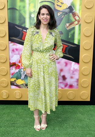 Abbi Jacobson at the Los Angeles premiere of 'The LEGO Ninjago Movie' held at the Regency Village Theatre in Westwood, USA on September 16, 2017.のeditorial素材