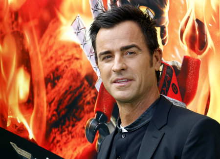 Justin Theroux at the Los Angeles premiere of 'The LEGO Ninjago Movie' held at the Regency Village Theatre in Westwood, USA on September 16, 2017.のeditorial素材