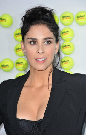 Sarah Silverman at the Los Angeles premiere of 'Battle of the Sexes' held at the Regency Village Theatre in Westwood, USA on September 16, 2017.のeditorial素材