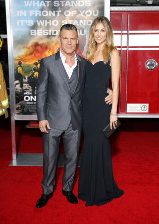 Josh Brolin and Kathyrn Boyd at the Los Angeles premiere of 'Only The Brave' held at the Regency Village Theatre in Westwood, USA on October 8, 2017.のeditorial素材
