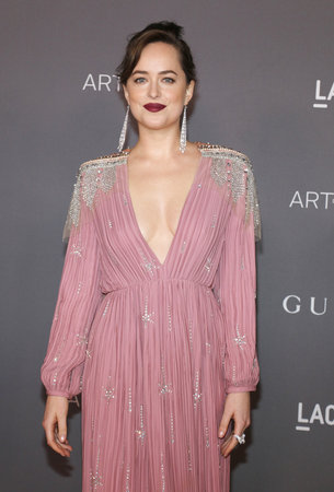 Dakota Johnson at the 2017 LACMA Art + Film Gala held at the LACMA in Los Angeles, USA on November 4, 2017.のeditorial素材