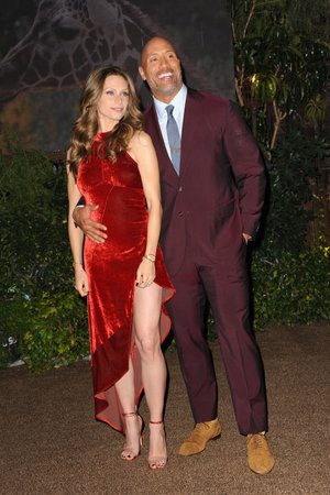 Dwayne Johnson and Lauren Hashian at the Los Angeles premiere of 'Jumanji: Welcome To The Jungle' held at the TCL Chinese Theater in Hollywood, USA on December 11, 2017.のeditorial素材
