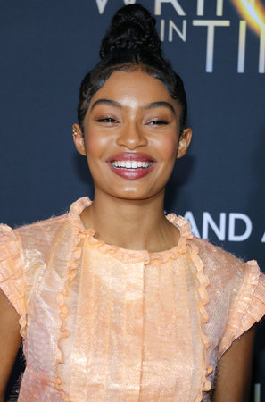 Yara Shahidi at the Los Angeles premiere of 'A Wrinkle In Time' held at the El Capitan Theater in Hollywood, USA on February 26, 2018.のeditorial素材