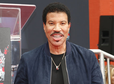 Lionel Richie at Lionel Richie Hand And Footprint Ceremony held at the TCL Chinese Theatre in Hollywood, USA on March 7, 2018.のeditorial素材