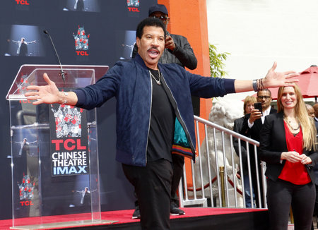Lionel Richie at Lionel Richie Hand And Footprint Ceremony held at the TCL Chinese Theatre in Hollywood, USA on March 7, 2018.のeditorial素材