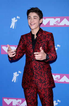 Asher Angel at the 2018 MTV Video Music Awards held at the Radio City Music Hall in New York, USA on August 20, 2018.のeditorial素材