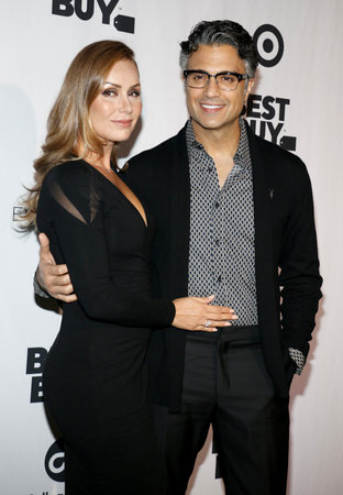 Jaime Camil and Heidi Balvanera at the Eva Longoria Foundation Dinner Gala held at the Four Seasons Hotel in Beverly Hills, USA on November 8, 2018.のeditorial素材