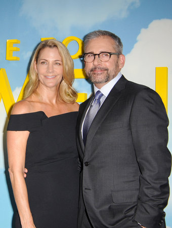 Steve Carell and Nancy Carell at the Los Angeles premiere of 'Welcome To Marwen' held at the ArcLight Cinemas in Hollywood, USA on December 10, 2018.のeditorial素材