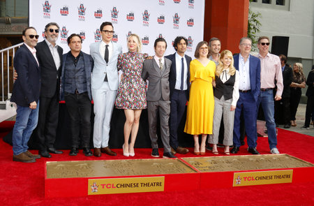 Chuck Lorre, Johnny Galecki, Jim Parsons, Kaley Cuoco, Simon Helberg, Kunal Nayyar, Mayim Bialik and Melissa Rauch at the handprints ceremony for 'The Big Bang Theory' held at the TCL Chinese Theatre in Hollywood, USA on May 1, 2019.のeditorial素材