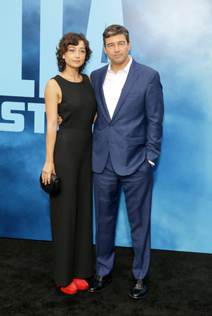 Kyle Chandler and Sydney Chandler at the Los Angeles premiere of 'Godzilla: King Of The Monsters' held at the TCL Chinese Theatre in Hollywood, USA on May 18, 2019.のeditorial素材
