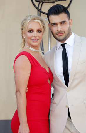 Britney Spears and Sam Asghari at the Los Angeles premiere of 'Once Upon a Time In Hollywood' held at the TCL Chinese Theatre in Hollywood, USA on July 22, 2019.のeditorial素材