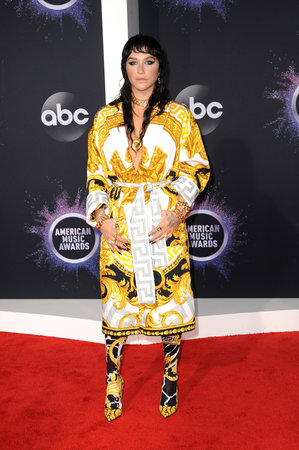 Kesha at the 2019 American Music Awards held at the Microsoft Theater in Los Angeles, USA on November 24, 2019.のeditorial素材