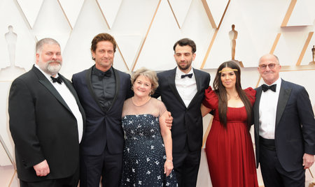 Dean DeBlois, Brad Lewis, Bonnie Arnold, Jay Baruchel, America Ferrera and Gerard Butler at the 92nd Academy Awards held at the Dolby Theatre in Hollywood, USA on February 9, 2020.のeditorial素材