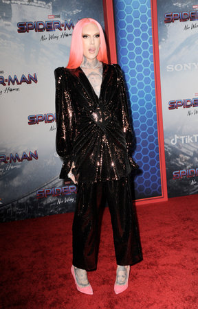 Jeffree Star at the Los Angeles premiere of 'Spider-Man: No Way Home' held at the Regency Village Theatre in Los Angeles, USA on December 13, 2021.のeditorial素材