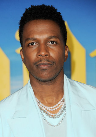 Leslie Odom Jr. at the US premiere of 'Glass Onion: A Knives Out Mystery' held at the Academy Museum in Los Angeles, USA on November 14, 2022.のeditorial素材