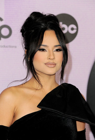 Becky G at the 2022 American Music Awards held at the Microsoft Theater in Los Angeles, USA on November 20, 2022.のeditorial素材