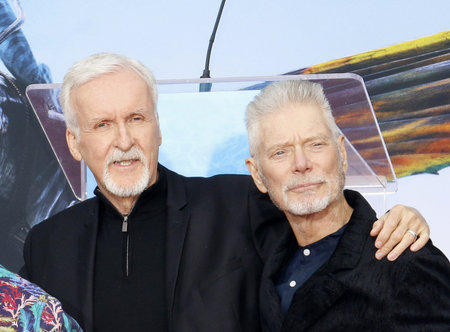 James Cameron and Stephen Lang at James Cameron and Jon Landau hand and foot imprinting ceremony held at the TCL Chinese Theater in Hollywood, USA on January 12, 2023.のeditorial素材