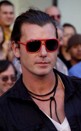 Gavin Rossdale at the Los Angeles premiere of 'Gnomeo And Juliet' held at the El Capitan Theatre in Hollywood, USA on January 23, 2011.のeditorial素材