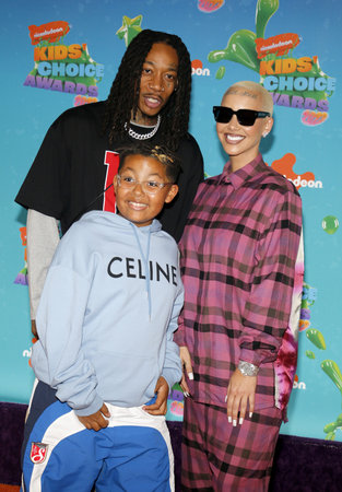 Wiz Khalifa, Sebastian Taylor Thomaz and Amber Rose at the Nickelodeon Kids' Choice Awards 2023 held at the Microsoft Theater in Los Angeles, USA on March 4, 2023のeditorial素材