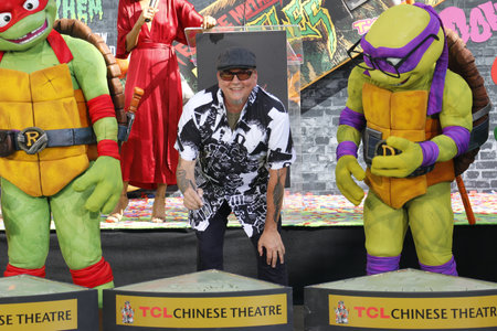 Kevin Eastman at the Teenage Mutant Ninja Turtles Handprint In Cement Ceremony held at the TCL Chinese Theatre in Hollywood, USA on September 7, 2023.のeditorial素材