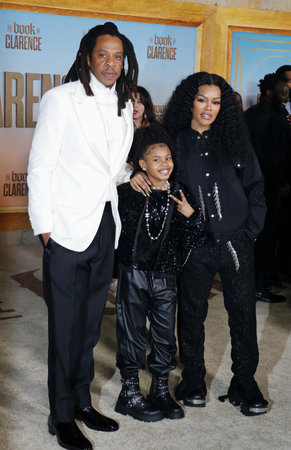 Teyana Taylor, and Jay-Z at the Los Angeles premiere of 'Book of Clarence' held at the Academy Museum of Motion Pictures in Los Angeles, USA on January 5, 2024.のeditorial素材