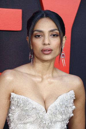 Sobhita Dhulipala at the Los Angeles premiere of 'Monkey Man' held at the TCL Chinese Theater in Hollywood, USA on April 3, 2024.のeditorial素材