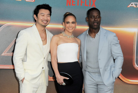 Simu Liu, Jennifer Lopez and Sterling K. Brown at the Los Angeles premiere of Netflix's 'Atlas' held at the Egyptian Theatre in Hollywood, USA on May 20, 2024.のeditorial素材