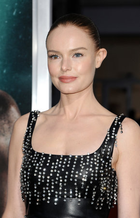 Kate Bosworth at the Los Angeles premiere of 'Tomb Raider' held at the TCL Chinese Theatre IMAX in Hollywood, USA on March 12, 2018.のeditorial素材