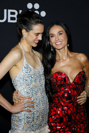 Margaret Qualley and Demi Moore at the Los Angeles premiere of 'The Substance' held at the DGA Theater in Hollywood, USA on September 16, 2024.のeditorial素材