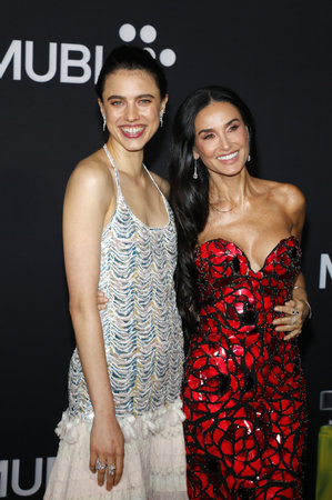 Margaret Qualley and Demi Moore at the Los Angeles premiere of 'The Substance' held at the DGA Theater in Hollywood, USA on September 16, 2024.のeditorial素材