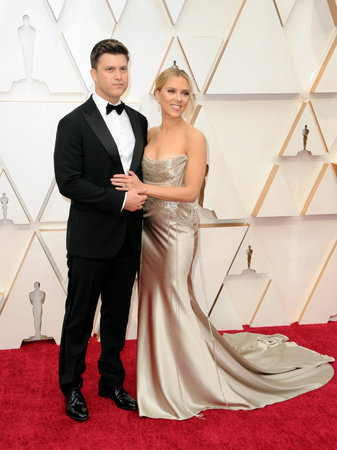 Colin Jost, Scarlett Johansson at the 92nd Academy Awards held at the Dolby Theatre in Hollywood, USA on February 9, 2020.のeditorial素材