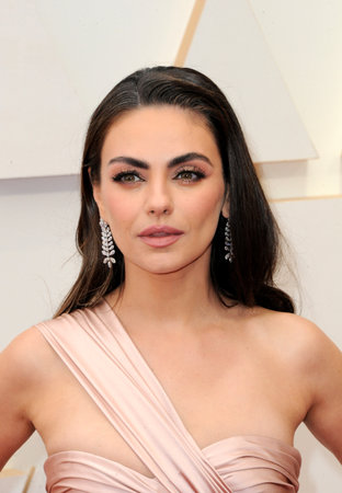 Mila Kunis at the 94th Annual Academy Awards held at the Dolby Theatre in Los Angeles, USA on March 27, 2022.のeditorial素材